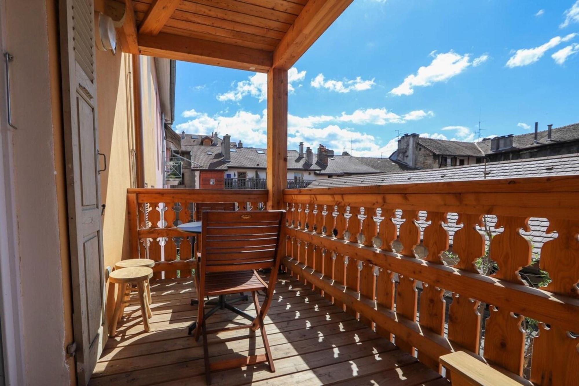 A L'Aventure ! Joli T2 Avec Balcon Centre Ville Annecy Exteriör bild
